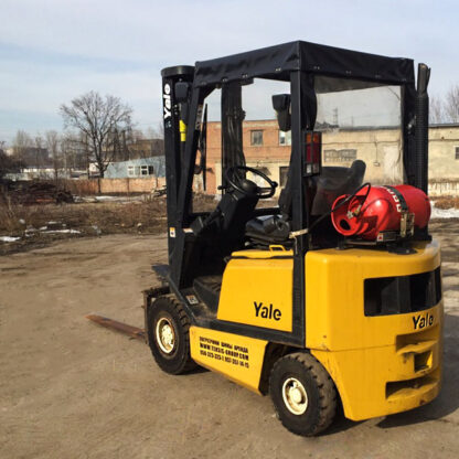 Yale GLP16AF вид сзади