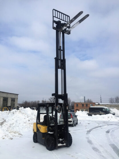 Вилочный погрузчик DAEWOO-DOOSAN D33S-3 высота подъёма 6 метров