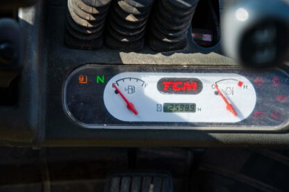 TCM FG25T3 - 2006 - приборная панель